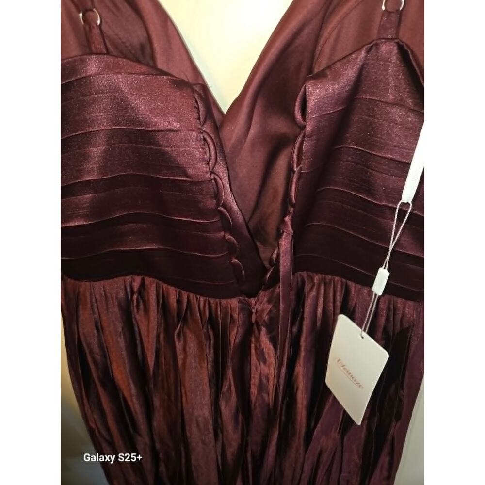 Burgundy Satin Prom Dress - Size 8 - New With Tags - Picture 5 of 6